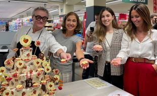 La campanya ''Una poma per la vida'' recull 8.404 euros a Girona contra l'esclerosi múltimple
