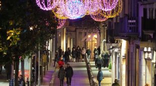 Girona programa una seixantena d'actes per Nadal, visites guiades i música als eixos comercials