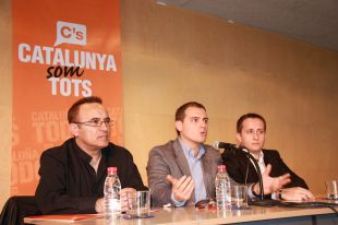 Ciutadans inicia la precampanya a Roses amb l'objectiu d'aconseguir diputats del territori al Parlament 