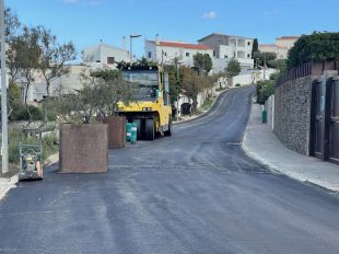 L'Escala inicia l'asfaltatge de 50 trams de carrers situats arreu del municipi