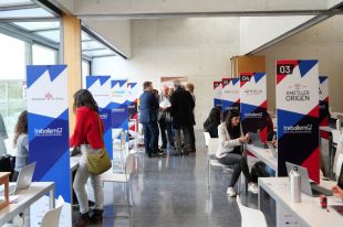 La fira d'ocupació TreballemGi bat rècord d'assistència i arriba a les 1.558 entrevistes de feina