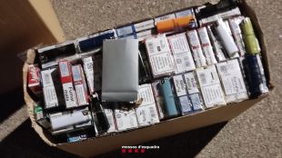 Dos detinguts a Castelló d'Empúries per robar 25.000 euros en tabac d'un estanc a Roses