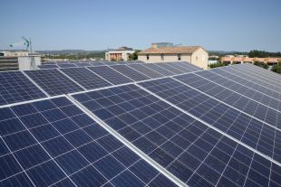 Vilablareix rep uns 215.000 euros per a instal·lar plaques solars en tres equipaments municipals