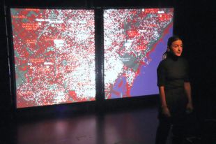 Temporada Alta explora els problemes per accedir a l'habitatge amb 'Com destruir una casa'