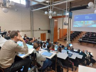 El Claustre de la UdG aprova l'informe anual del rector Quim Salvi i n'avala la gestió