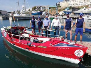 Quatre veïns de Palamós inicien una regata de rem on creuaran l'oceà Atlàntic