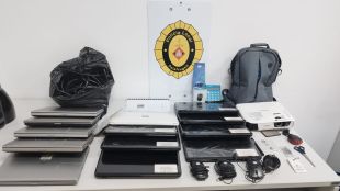 Detenen un lladre begut mentre dormia la mona en un local de social de Palafrugell on va entrar a robar