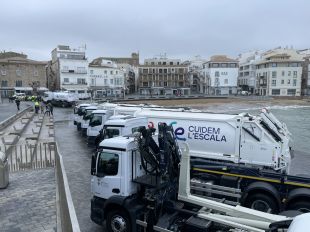 L'Escala presenta la nova flota del servei de recollida de residus