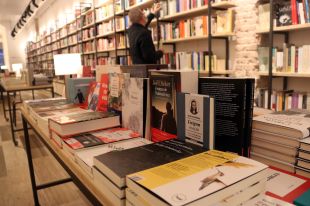 Les editorials afectades pel caos en la distribució de llibres podran optar a una línia de crèdit tou