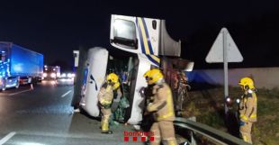 Dos accidents a l'AP-7 generen complicacions a Figueres i Bàscara