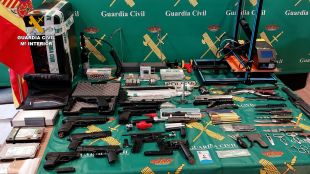 Detingut a Ripoll per fabricar armes amb una impressora 3D i difondre tutorials per fer explosius