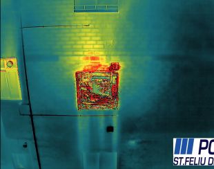 La Policia Local de Sant Feliu de Guíxols utilitza el dron en l'incendi dins un pis