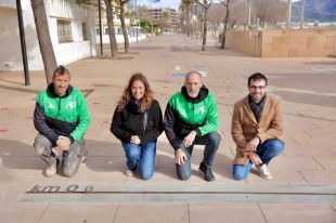 Roses fomenta l'esport senyalitzant els set quilòmetres entre el passeig Marítim i l'Almadrava