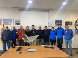 Organitzen a l'Escala una jornada per a recollir microplàstics del mar