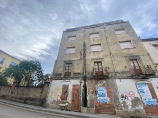 Caldes de Malavella compra l'antic hostal de Can Ribot per fer-hi habitatge social i un aparcament