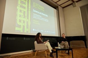 Manel Alias omple la Casa de Cultura narrant els horrors de la guerra a Ucraïna