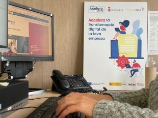 Quatre tècnics de la Diputació de Girona ajuden a les empreses a digitalitzar-se