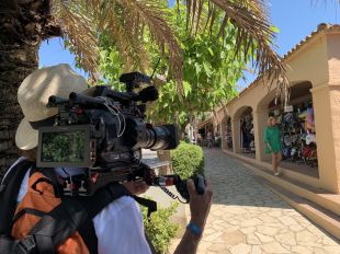 Els càmpings gironins es promocionen a través de la cadena holandesa RTL 4