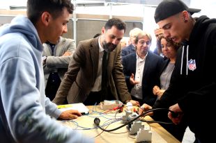 Més de 1.300 joves troben feina durant un any a través del programa d'FP Ocupacional Dual
