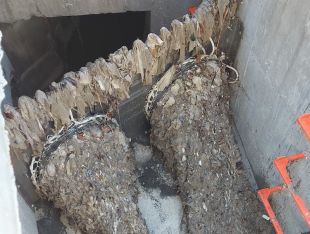 Girona instal·la tres noves reixes per filtrar l’aigua que desemboca als rius Onyar i Ter