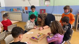 Salt'Educa afirma que la segregació escolar ''empitjora'' i acusa l'ajuntament de ''maquillar'' la realitat