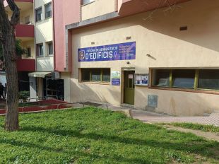 Figueres habilita una oficina per assessorar sobre les subvencions per a la rehabilitació energètica d'habitatges