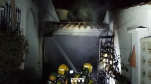 Crema el garatge d'una casa a Empuriabrava