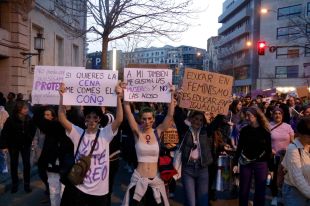 Més de 1.500 persones ''alcen la veu'' el 8-M a Girona en dues manifestacions simultànies