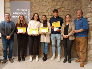 Arbúcies entrega els Premis de Recerca a quatre alumnes de l’Institut Montsoriu