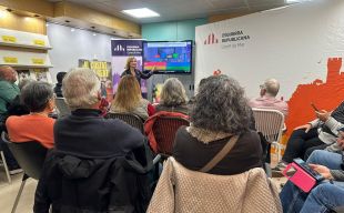 La diputada Raquel Sans imparteix una xerrada sobre feminisme a Lloret de Mar
