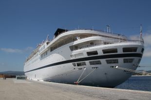 El Govern vol tenir connectat l'aeroport de Girona i el port de Palamós el març de 2012