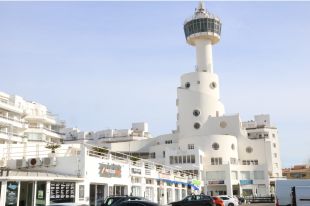 Castelló tanca un acord per comprar l'edifici del Club Nàutic d'Empuriabrava i 21 locals comercials