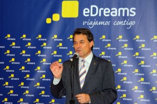 Mas acusa Ryanair d'actuar de forma 'curiosa' i de voler alterar convenis en vigor