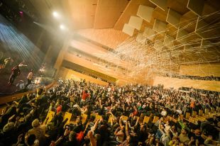 L'Strenes tindrà cançó oficial i s'amplia a plaça Independència amb un 35% de concerts gratuïts