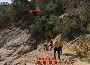 Rescaten una excursionista ferida a cala Bona de Tossa de Mar