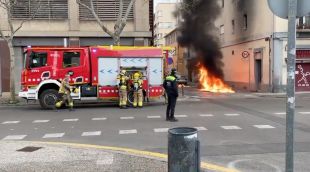 Crema un contenidor a l'entorn de l'estació de tren de Girona