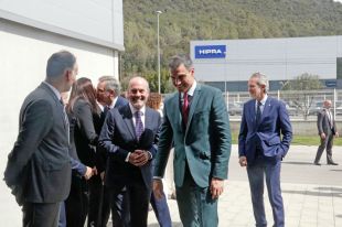 Sánchez afirma que la compra de 3,2 milions de dosis evidencia la qualitat de la vacuna d'Hipra