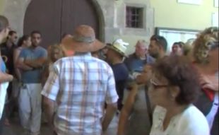 Prohibeixen als marxants muntar parada al mercat de segona mà de Castelló d'Empúries 