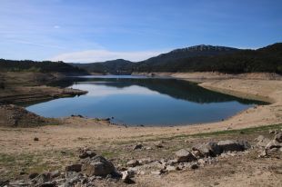 Els municipis en emergència per sequera alerten que no tenen eines per a sancionar