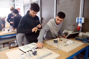 Només un 10% dels graduats en FP a Girona no tenen feina