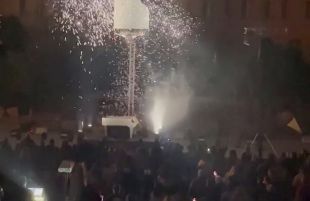 Tres mil persones assisteixen a l'espectacle inaugural del Flors i Violes de Palafrugell