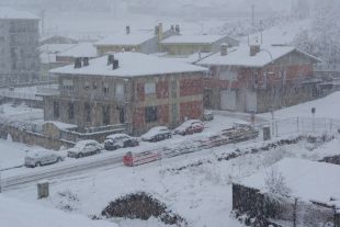 El Servei Meteorològic alerta del risc de nevades a cotes baixes a les comarques gironines 