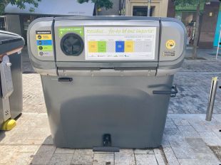 Girona idea un sistema per garantir el bon reciclatge del vidre en els contenidors intel·ligents