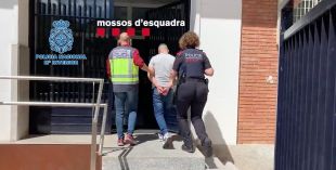 Detingut en un hotel de Salt un perillós fugitiu buscat internacionalment