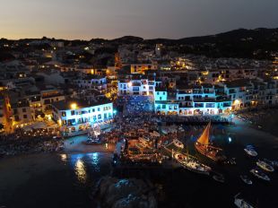 Barca de Mitjana, Els Pescadors de l'Escala, Port Bo i Elena Gadel a la 56a Cantada d'Havaneres
