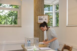 Girona habilitarà 18 col·legis electorals amb 104 meses aquest diumenge