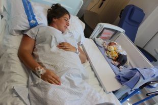 Un de cada dos parts que es fan al Trueta són considerats d'alt o molt alt risc