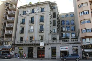 Els antics diplomats en enginyeria diuen ser víctimes de discriminació laboral en l'àmbit públic