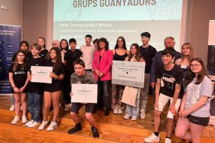 Estudiants de secundària gironins plantegen un sistema per reduir el plàstic en el comerç