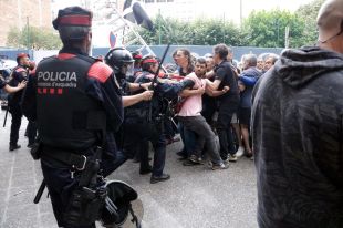 L'ANC considera ''desproporcionada i violenta'' l'actuació dels Mossos en la manifestació antimonàrquica